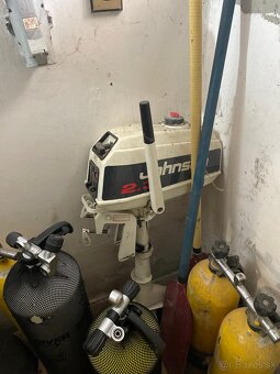 Nafukovací čln a motor - 3
