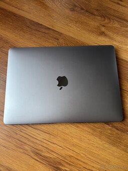 MacBook Air 2019 13” - 3