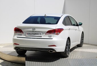 HYUNDAI i40 Business 1,7 CRDi 104 kW A/T - 3