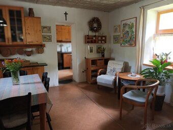 Rodinný dom na polosamote s veľkým pozemkom, Nová Bošáca - 3