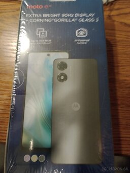Ponúkam na predaj mobilny telefón Motorola Moto E14 - 3