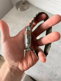 Apple Watch Ultra 2 - 3