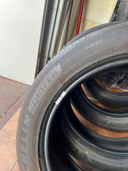 Michelin e-primacy 235/50 R19 - 3
