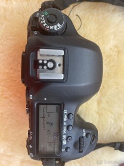 Canon EOS 5D Mark III - 3