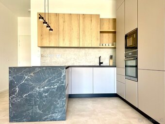 Prenájom 3 izb. byt, Orbis, 2x terasa, garáž. státie - 3