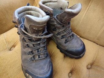 Kožené turistické alebo zimné topánky SALOMON v 40 - 3