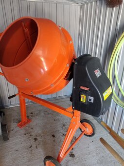 Miešačka Hecht 2141 - 3