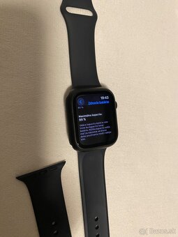 Apple Watch SE - 3