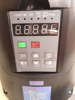 Třífázový frekvenční měnič 1,5 kW - 3