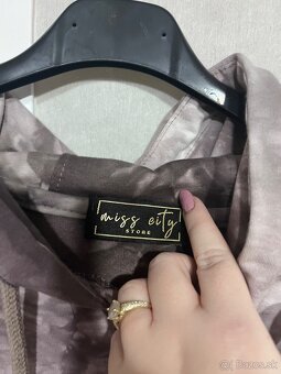 Oversize sivá mikina - 3