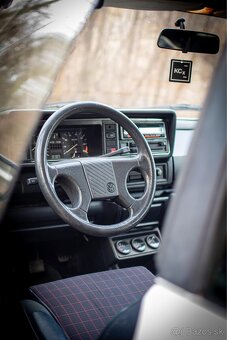 Volkswagen Golf MK1 Cabrio - 3