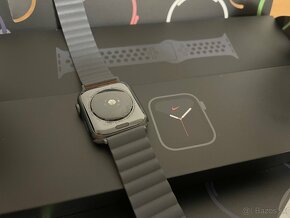 Apple watch SE 44mm - 3
