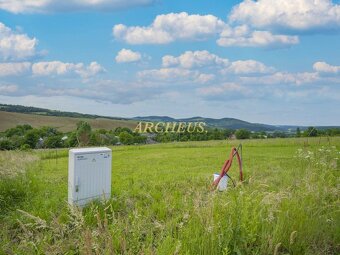 POZEMOK NA VÝSTAVBU RD, PETROVCE, 881m2 - 3