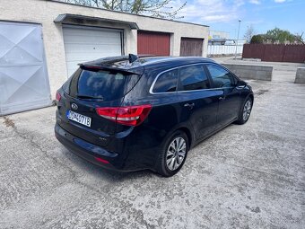 Kia Ceed SW 1.6crdi 100kw 7DCT - 3