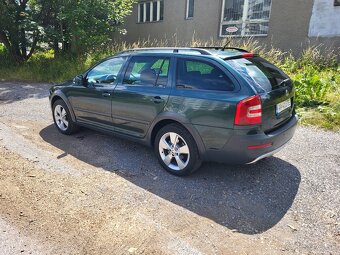 ŠKODA OCTAVIA SCOUT 2.0TDI 103 KW 4x4 - 3