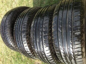 Pneumatiky 205/60R15 letné 6mm - 3