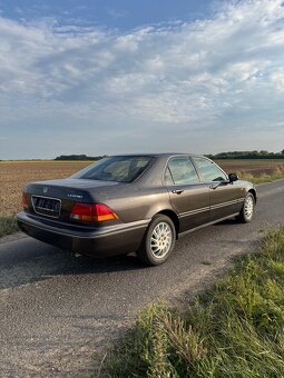 Honda legend - 3