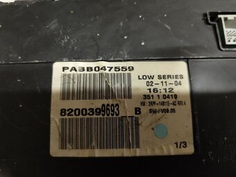 tachometer renault megane 2 8200399693b 50€ - 3