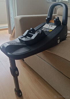 Autosedačka Joie i-Venture + základňa i-Base Advance - 3