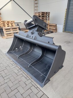 Hydraulická svahovacia lyžica na bager 20-25 ton skladom - 3