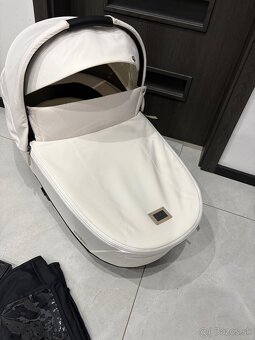 Cybex 4.0 off white vanička - 3