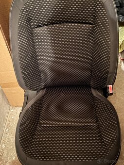 Nissan Qashqai J10 Sedačky - 3