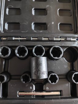 Orechy na poškodené šróby a matice - 3