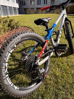 Predám CUBE Reaction 200 Pro Teamline 2022 - 3