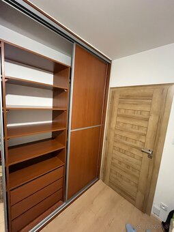 Roldorová skriňa - 3