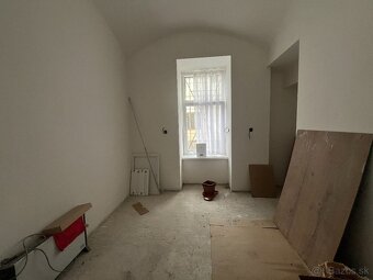 Reprezentatívna Kancelária pre jednu osobu - 3