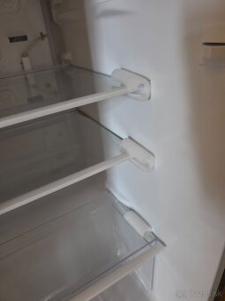 Guzzanti chladnička 88L - 3