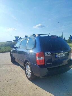 Kia Carnival 7 miestne - 3
