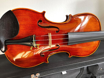 Predám husle, 4/4 husle: "Violin Vivaldi 17”,model Stradiva - 3