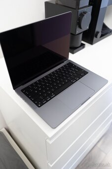 Apple Macbook Pro 14-palcový M1 MAX 32GB RAM 1TB SSD - 3