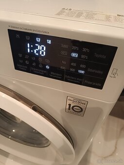 Automatická pračka LG FW60J5WN3 - 3