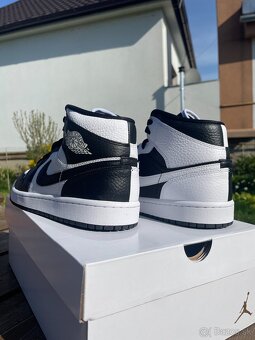 Nike Air Jordan 1 Mid Split Black White - 3