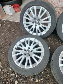 4ks alu disky orig. Audi 5x112 R17 pneu 225/45 r17 - 3