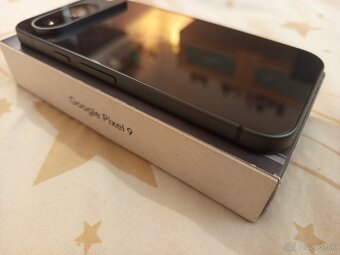 Google Pixel 9 - 3