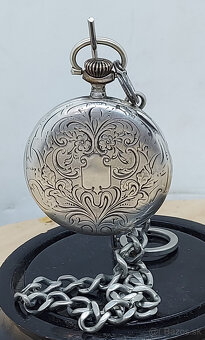 Predám funkčné vreckové hodinky LIP Type Courant 68 € - 3