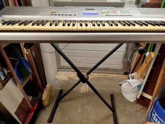 Predám keyboard Yamaha Portable Grand DGX-205 - 3