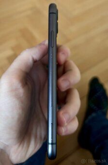 iPhone 11 - 3