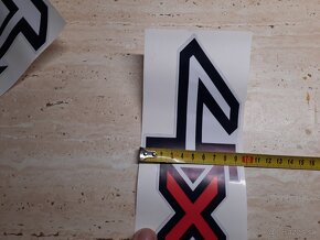 4x4 NÁLEPKA UNIVERZAL VEĽKÁ 30 X 10 CM - 3