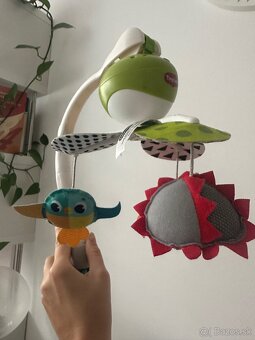 Kolotoč nad postielku Tiny Love - 3