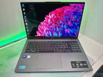 16.0" OLED Acer®SWift-v Alze 1019€, Intel Ultra 7, 32GB, 1T - 3