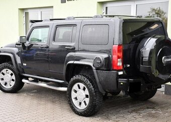 Hummer H3 5.3 V8 ALPHA ČR 224 kw - 3