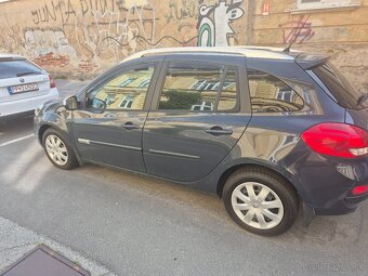 Predám Renault Clio Grandtour 1,2 16V (100k), r.v. 2012 - 3