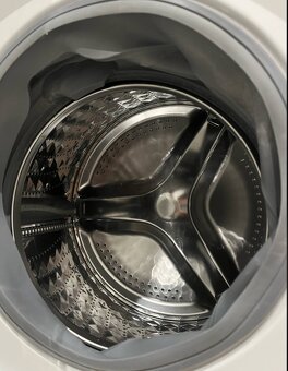 Samsung pracka WF70F5EBU2W - 3