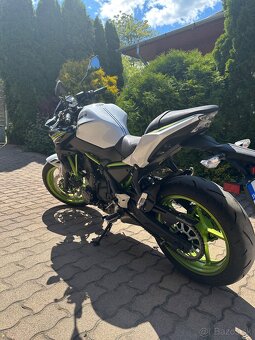 Kawasaki z650 - 3