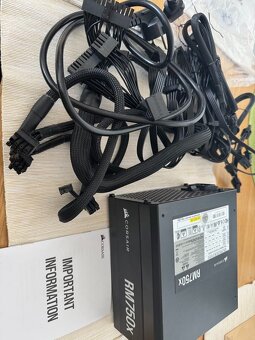 Corsair RM750x (2021) - 3