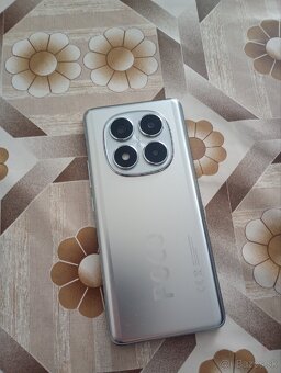 POCO X7 8 GB/256 GB Silver
- 3